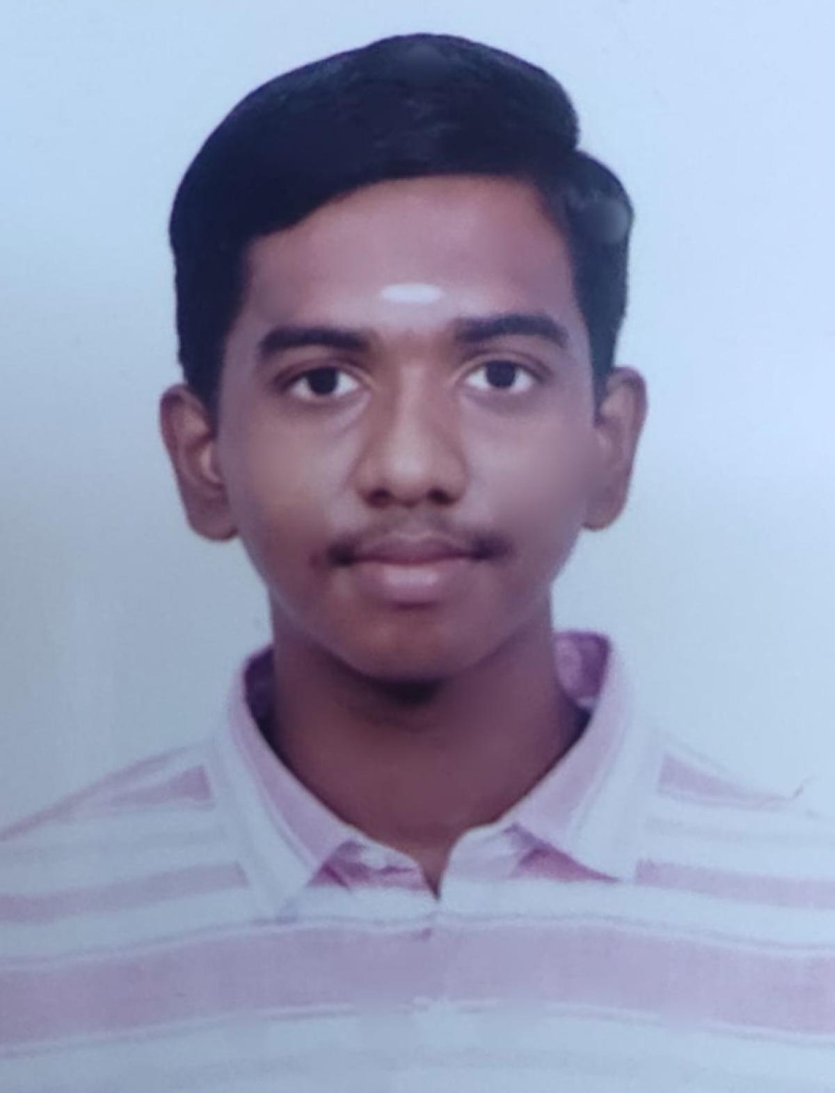 Brahadeesh V Ra, Rajalakshmi Engineering College